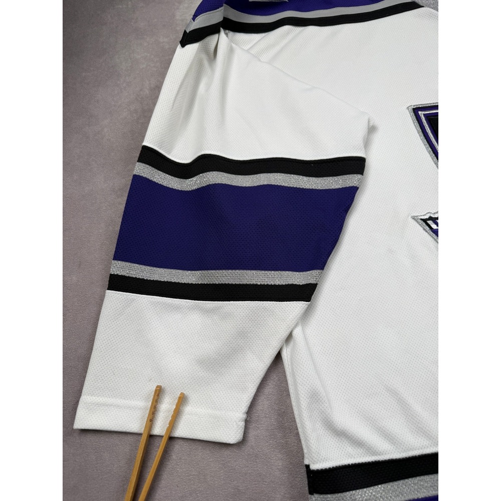 VTG LA Kings Pro Player NHL Hockey Jersey White Purple Mens L 90s Y2K Embroidery - Picture 8 of 16